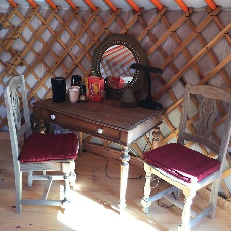 ホテル La Yurta Naranja フィネストラット エクステリア 写真