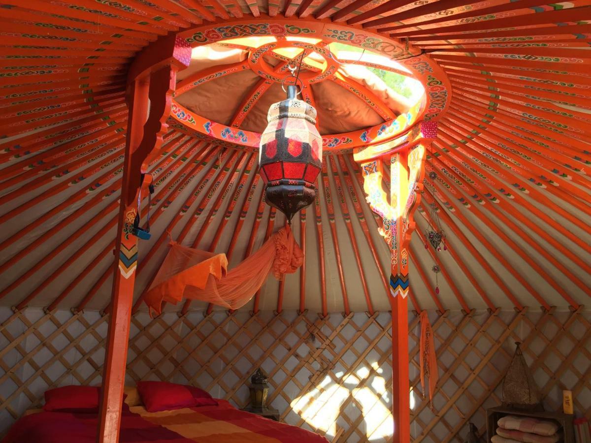 ホテル La Yurta Naranja フィネストラット エクステリア 写真